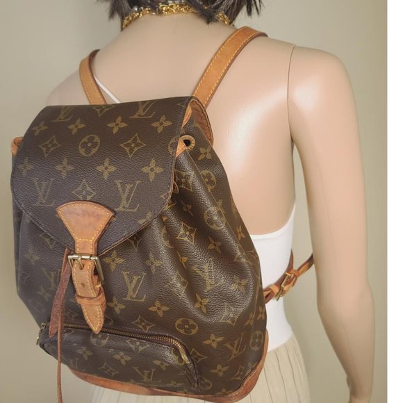 LOUIS VUITTON Montsouris Mm Monogram Brown Coated Canvas Backpack - Picture 2 of 14